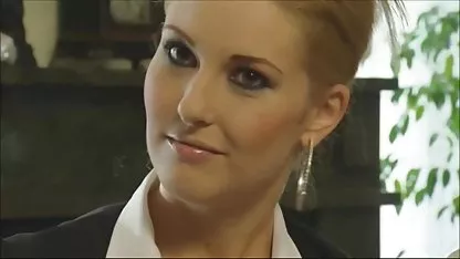 Una joven pareja rusa cae en xxx virgenes colombianas el suelo