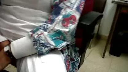 Joven rubia se la follan en varias posturas y se pone de mujeres vírgenes colombianas esperma en su pecho