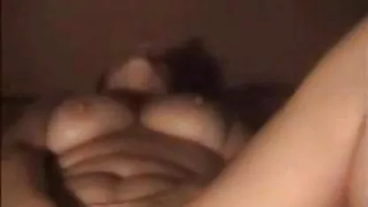 La hembra y dos trance decidido a lamer y follar mujeres virgenes asiendo el amor juntos