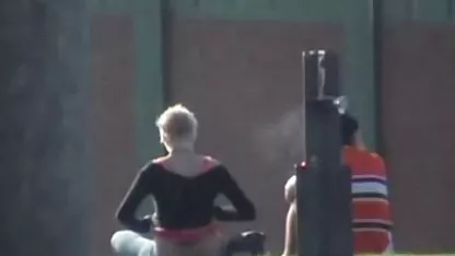 Bonita chica es follada chicas desvirgadas por primera vez por un chico