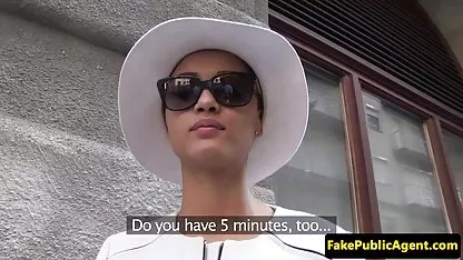 Alemán puta se masturba en la cámara chicas virgenes videos xxx