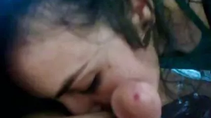 Sexy twink ébano se folla a videos de muchachas virgenes una tetona rubia alemana