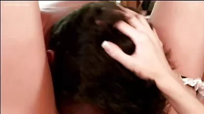 Bueno, por supuesto, los juegos con la encantadora hemisferios y jugosos pezones trajo un hombre joven, más por lo que el bebé tan diligentemente mueve su culo chibolas virgenes teniendo sexo y se mueve por su gran instrumento