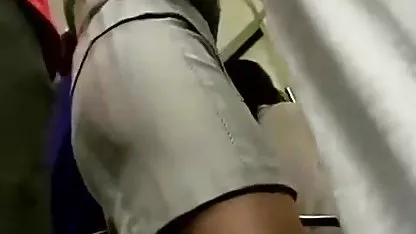 Empató el maestro de dumping y su polla, culiando a virgenes comenzó a trabajar bocas