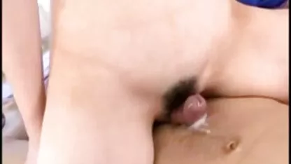 Dos coños peludos en el látex se la follan en virgen pornhub una villa