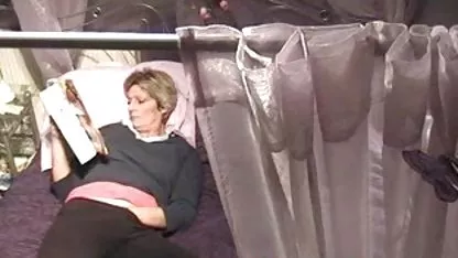 Sexy acrobat entrenador se folla en clase free porn virgenes