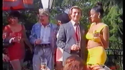 Pelirroja colegialas vírgenes haciendo el amor puta chupa la polla mientras se escucha