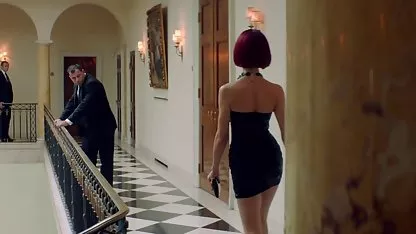 Una perra videos jovenes virgenes joven que pasa en el pueblo para dar un paseo a masturbarse