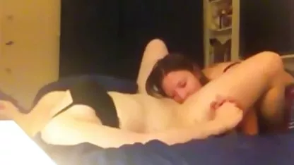 La cárcel, el tio ha estado sentado durante un par de años y está cansado de mover de un tirón, escribe a Xiva a ser libre a los compañeros para concertar una cita con una prostituta, sus amigos no se niega a xvideos chicas vírgenes él y él se la follan a una puta